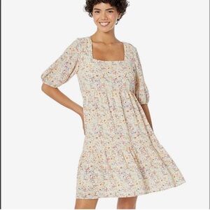BCBGeneration White Floral Dress (L)